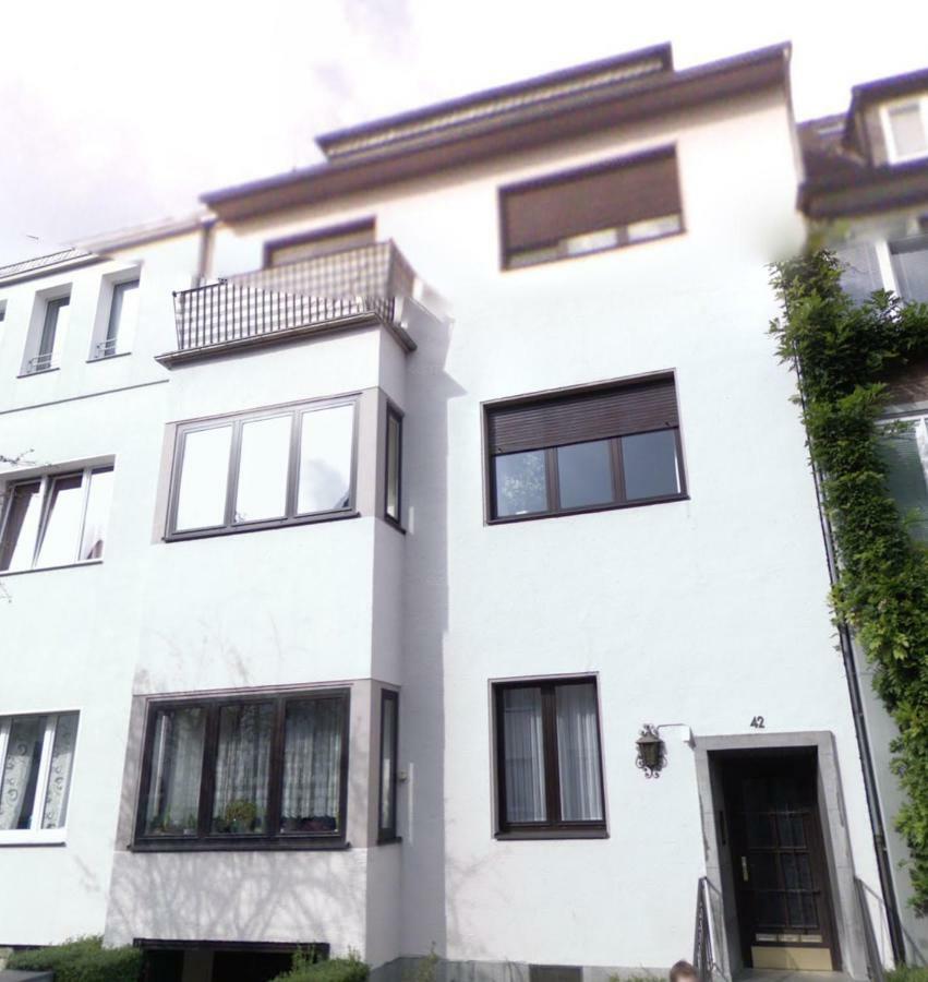 Messe Ferienwohnung Duesseldorf Oberkassel Exteriör bild